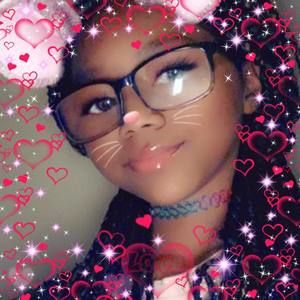 Meet your Posher, Arielle